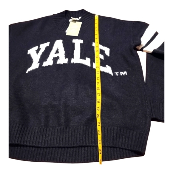NWT H&M "Yale" Mock Sweater - Picture 6 of 9